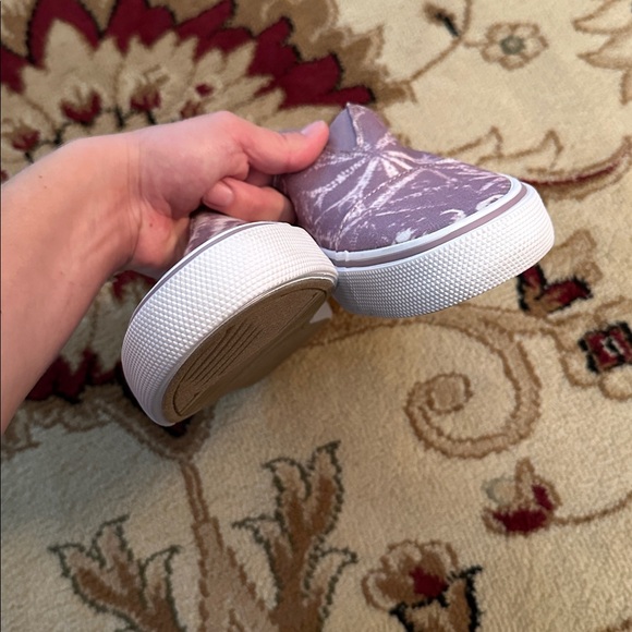 Tom’s Slip Ons - Picture 6 of 7